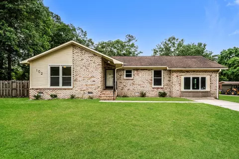 102 Williams Ct, Goose Creek, SC 29445