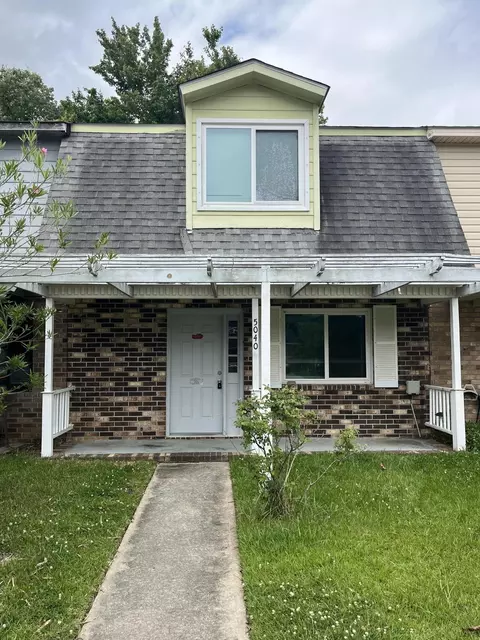 5040 Foxwood Dr, North Charleston, SC 29418