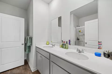 Bath - 493 Cedarview Rd, Summerville, SC 29486 photo 1 of 2
