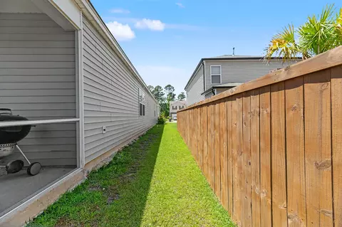 Exterior - 493 Cedarview Rd, Summerville, SC 29486 photo 6 of 9