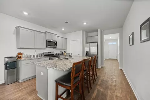 Entry Way - 493 Cedarview Rd, Summerville, SC 29486 photo 2 of 6