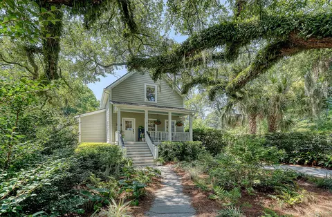 45 Fenwick Dr, Charleston, SC 29407