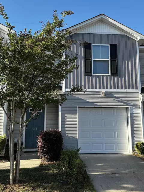 541 Truman Dr, Goose Creek, SC 29445