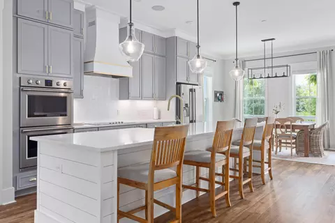 539 Cooper Village Ln, Mount Pleasant, SC 29464