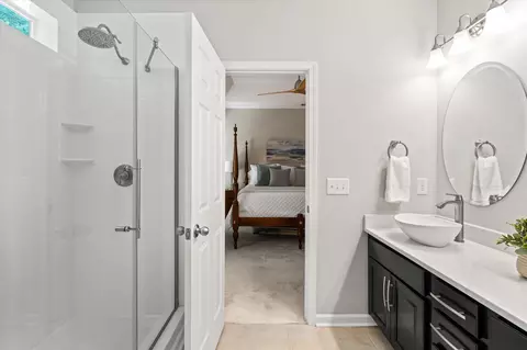 Bath - 537 Nelliefield Trl, Wando, SC 29492 photo 2 of 3