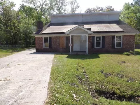 102 Desi Ct, Summerville, SC 29485