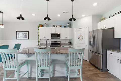 Kitchen - 4904 Commodity Way, Ladson, SC 29485 photo 2 of 3
