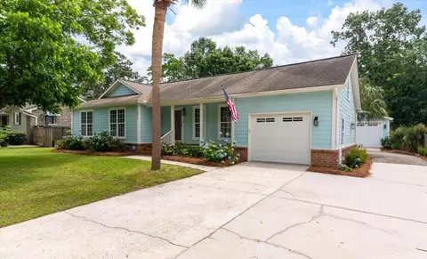 1511 Wakendaw Rd, Mount Pleasant, SC 29464