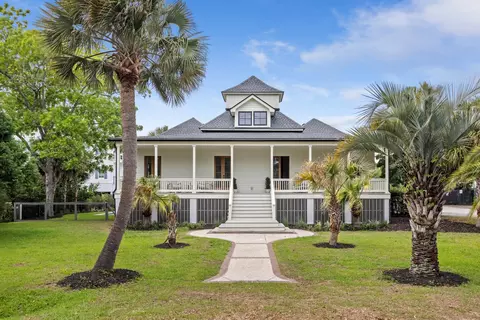 2118 Ion Ave, Sullivans Island, SC 29482