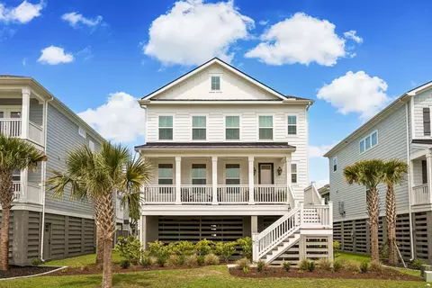 1566 N Lakeshore Dr, Mount Pleasant, SC 29466
