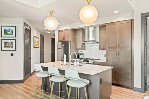5 Gadsdenboro St #303, Charleston, SC 29401