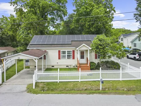 916 Hillsboro Dr, Charleston, SC 29407