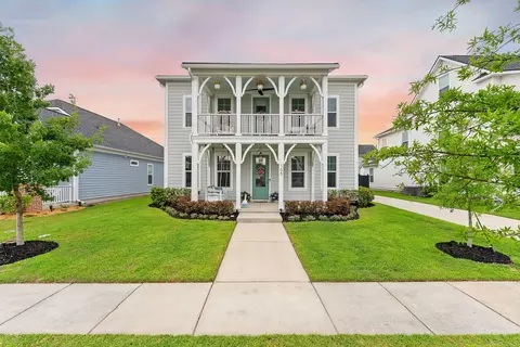 105 Rum Neck St, Summerville, SC 29486