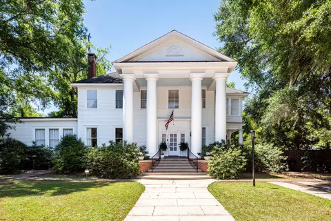 458 Hampton St, Walterboro, SC 29488