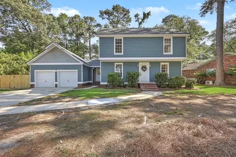 106 Sweetbriar Rd, Summerville, SC 29485