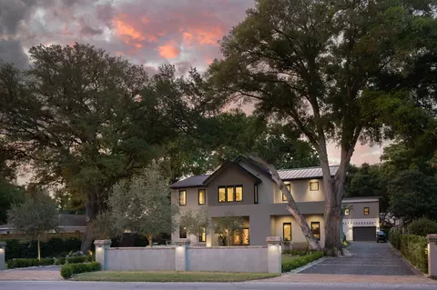 606 Simmons St, Mount Pleasant, SC 29464