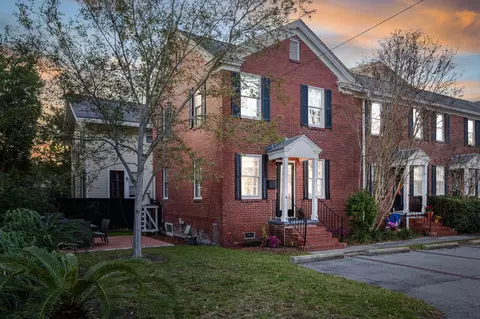 301 Broad St #1, Charleston, SC 29401
