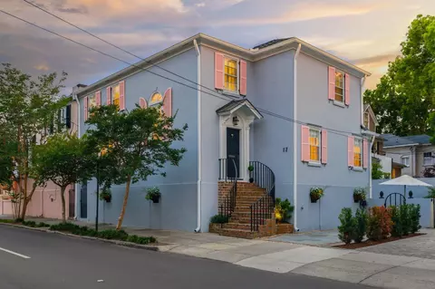 17 Ashley Ave, Charleston, SC 29401