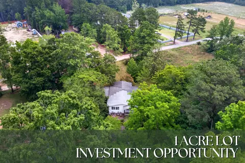 136 Old Arrowhead Trl, Huger, SC 29450