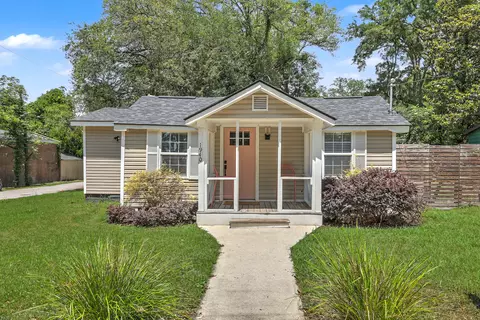 1940 Orangeburg St, North Charleston, SC 29405