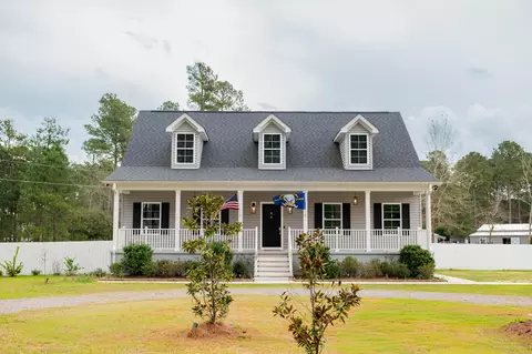 125 Chancing Bye Ln, Huger, SC 29450