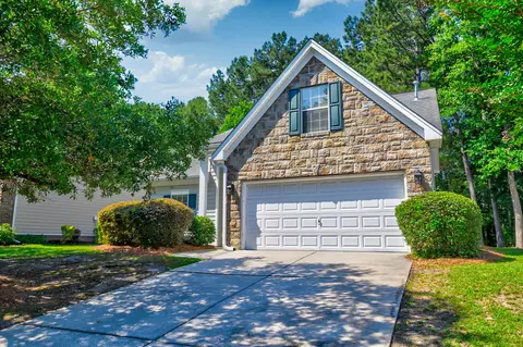 4921 Franconia Dr, Summerville, SC 29485