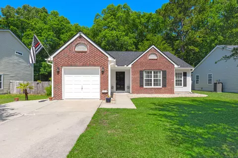 5114 Thornton Dr, Summerville, SC 29485