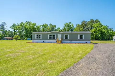 496 1st Texas Rd, Saint George, SC 29477