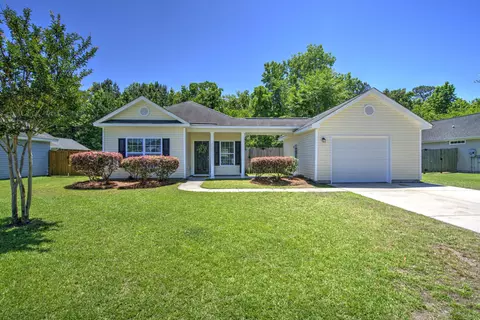613 Savannah River Dr, Summerville, SC 29485