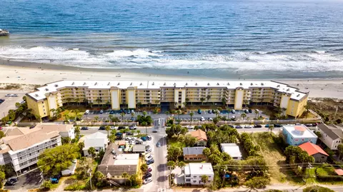 201 W Arctic Ave #412, Folly Beach, SC 29439