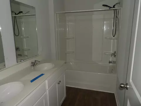 Bath - 409 Cedarview Rd, Summerville, SC 29486 photo 4 of 4