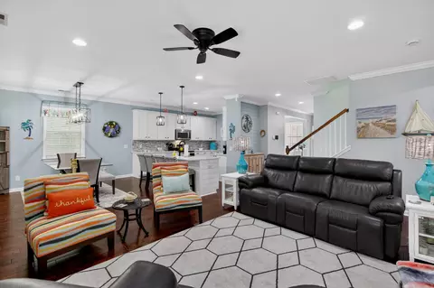 Living - 499 Nelliefield Trl, Wando, SC 29492 photo 4 of 5