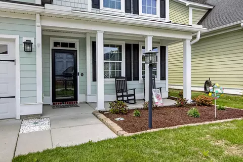 Exterior - 499 Nelliefield Trl, Wando, SC 29492 photo 3 of 10