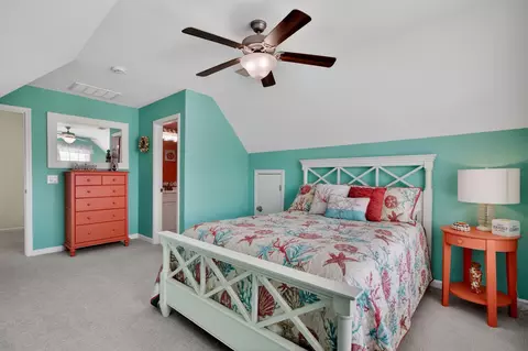 Bedroom - 499 Nelliefield Trl, Wando, SC 29492 photo 4 of 7