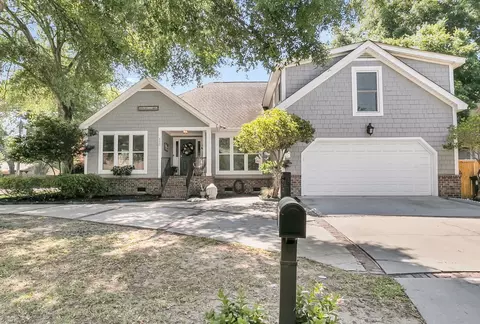 113 Oyster Point Row, Charleston, SC 29412