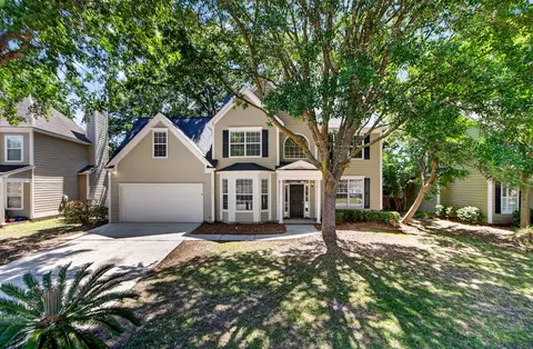 2738 Seastrand Ln, Mount Pleasant, SC 29466