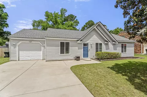 155 Aylesbury Rd, Goose Creek, SC 29445