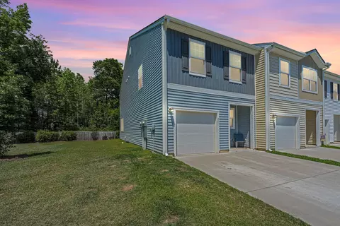 201 Trumpet Vine Dr, Summerville, SC 29486