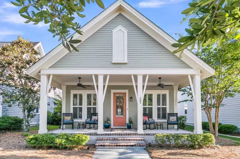 605 Long Meadow St, Summerville, SC 29483