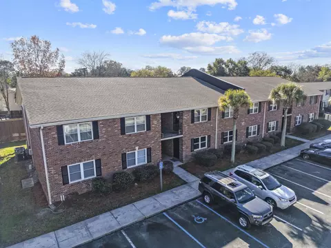 415 Parkdale Dr #2B, Charleston, SC 29414