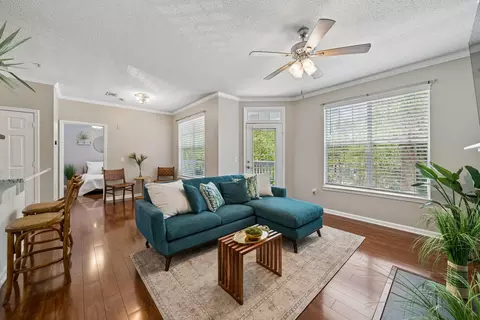 45 Sycamore Ave #927, Charleston, SC 29407