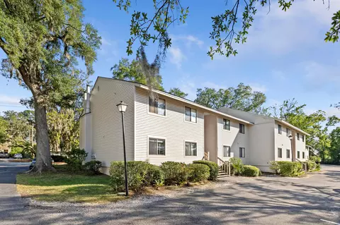 91 Ashley Hall Plantation Rd #4, Charleston, SC 29407