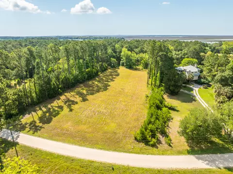317 Mcclellan Ave, Mcclellanville, SC 29458 photo 11
