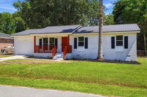 452 Madeline Dr, Goose Creek, SC 29445