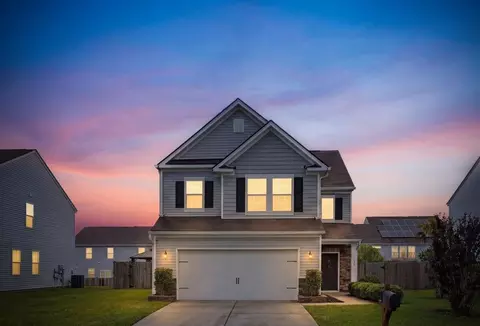 129 Hyrne Dr, Goose Creek, SC 29445