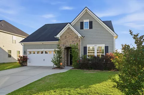 205 Witch Hazel St, Summerville, SC 29486