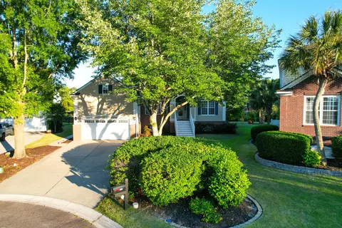 2206 Magnolia Meadows Dr, Mount Pleasant, SC 29464