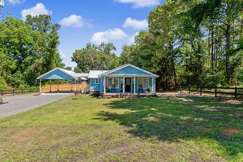 192 Bounty Rd, Eutawville, SC 29048