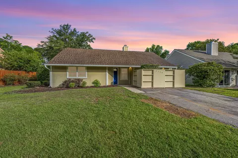 1116 Astor Dr, Mount Pleasant, SC 29464