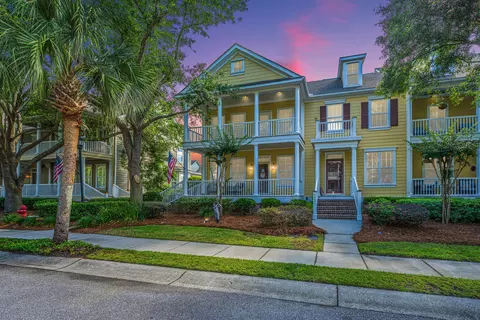 2991 Treadwell St, Mount Pleasant, SC 29466